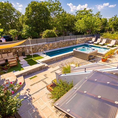 Villa Hrustika - Heated Pool, Jacuzzi & Sauna Gabonjin المظهر الخارجي الصورة