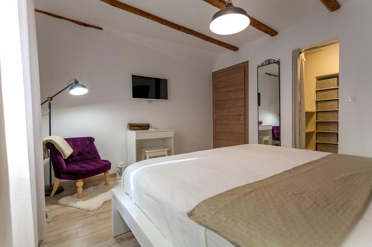 Villa Hrustika - Heated Pool, Jacuzzi & Sauna Gabonjin المظهر الخارجي الصورة