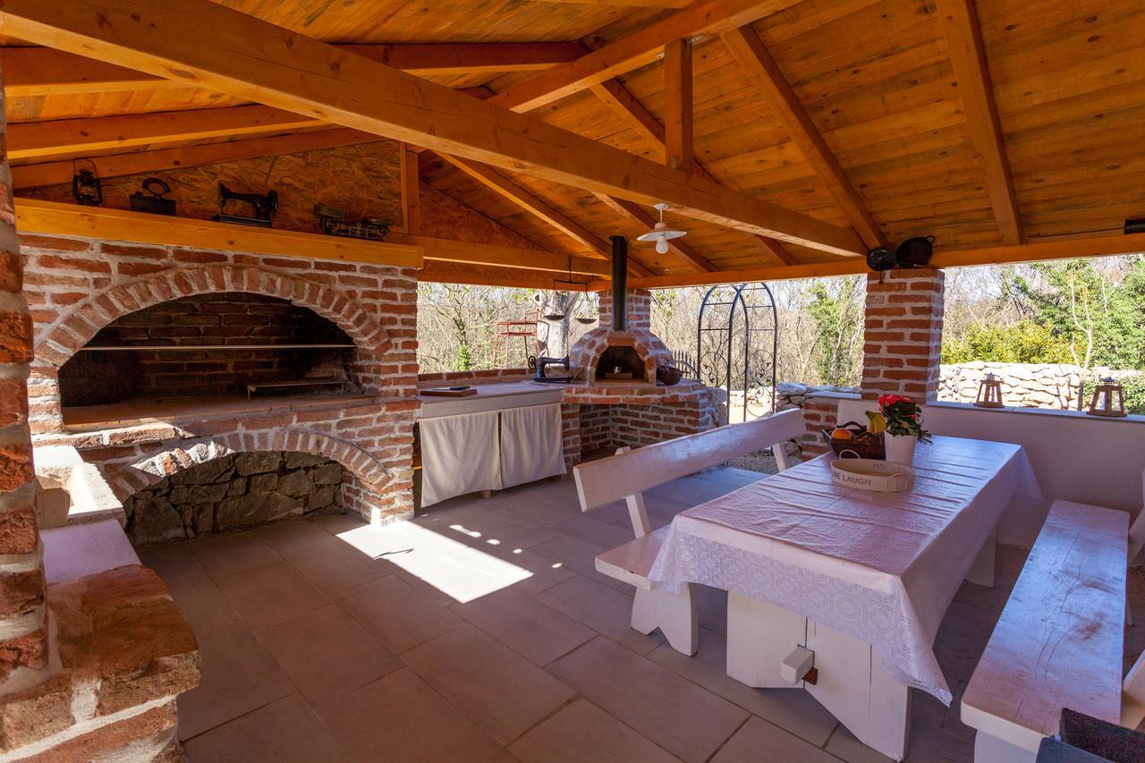 Villa Hrustika - Heated Pool, Jacuzzi & Sauna Gabonjin المظهر الخارجي الصورة